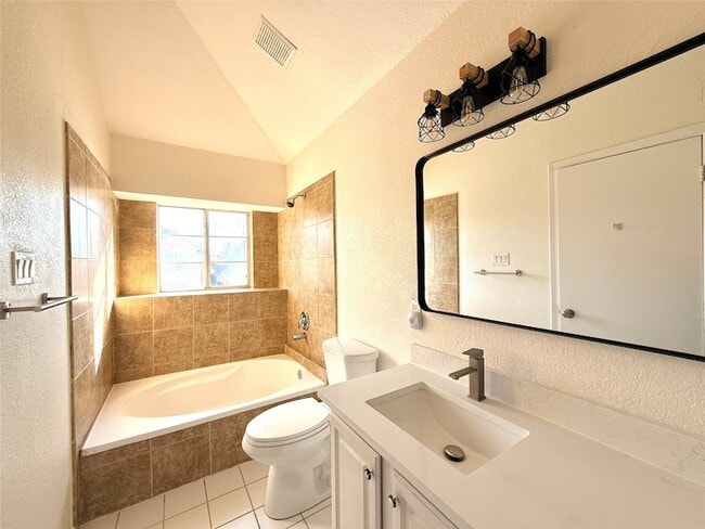 Building Photo - 4243 Timberglen Rd