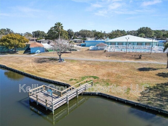 Building Photo - 1706 Fox Hill Dr