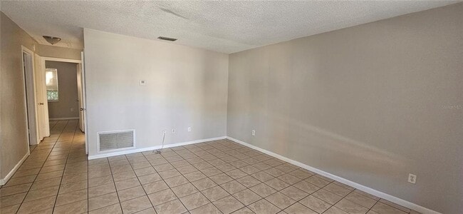 Building Photo - 335 S Osceola St