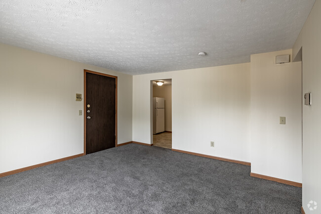 2BD, 1BA - 684SF - Fountaine Apartments