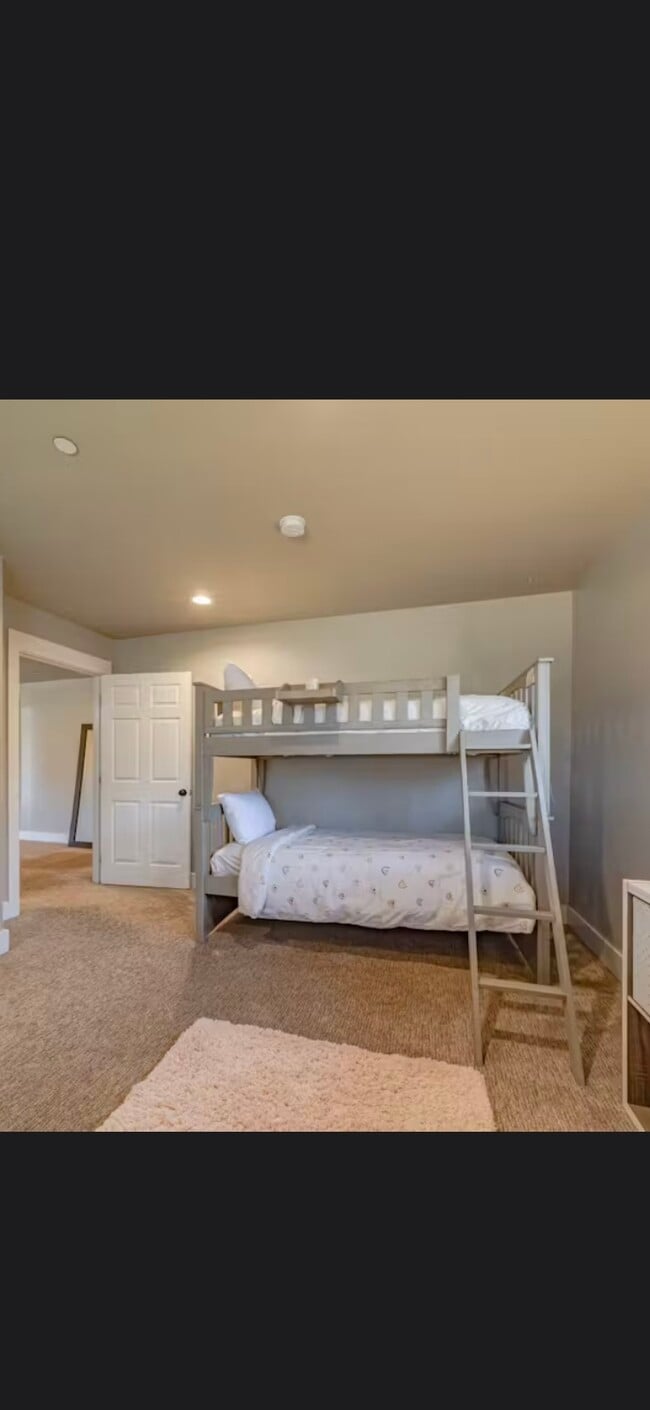 Bedroom 2 - 4156 Williams St