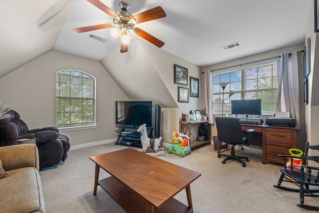 Building Photo - Wonderful Sherwood Home