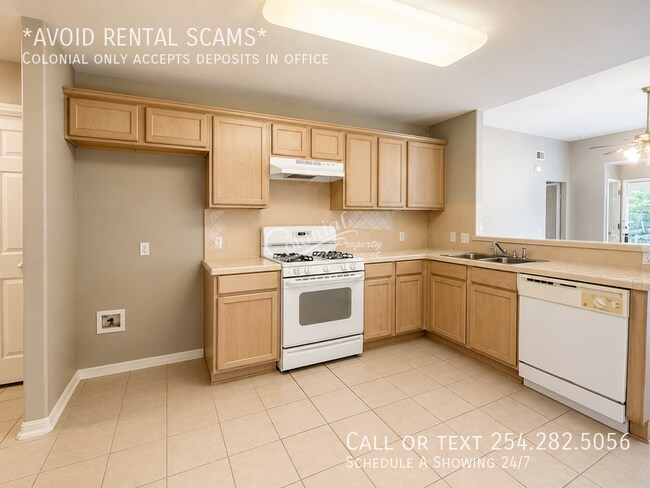 Building Photo - 6005 Perlita Dr