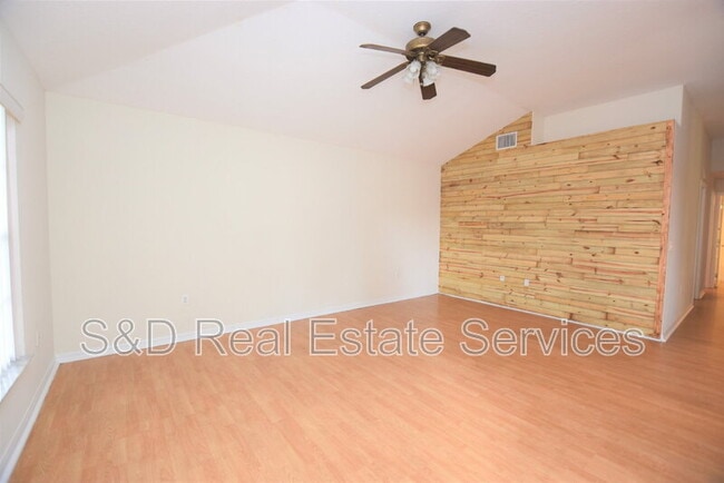 Building Photo - 238 Madalyn Ct