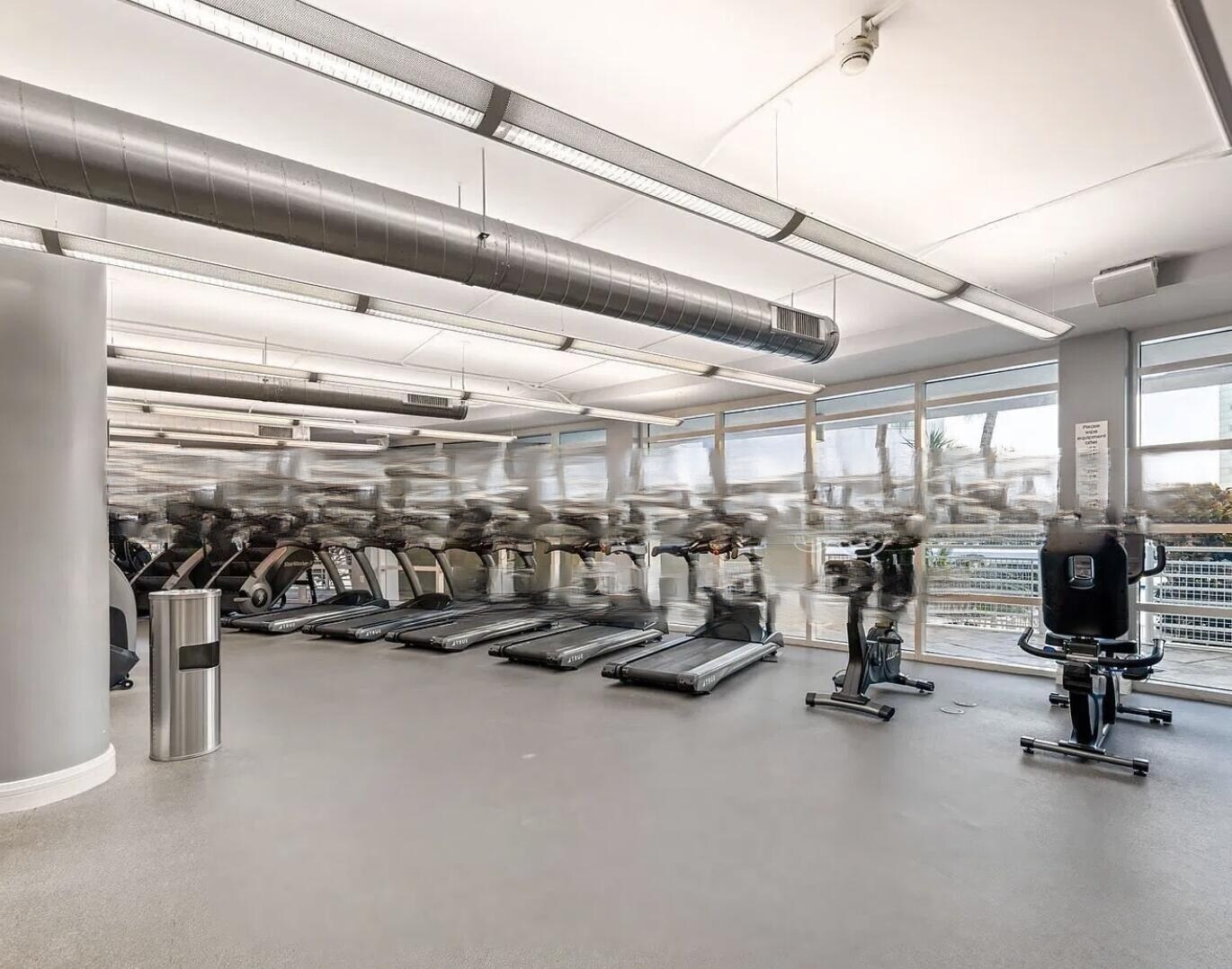 Building Photo - 253 NE 2nd St