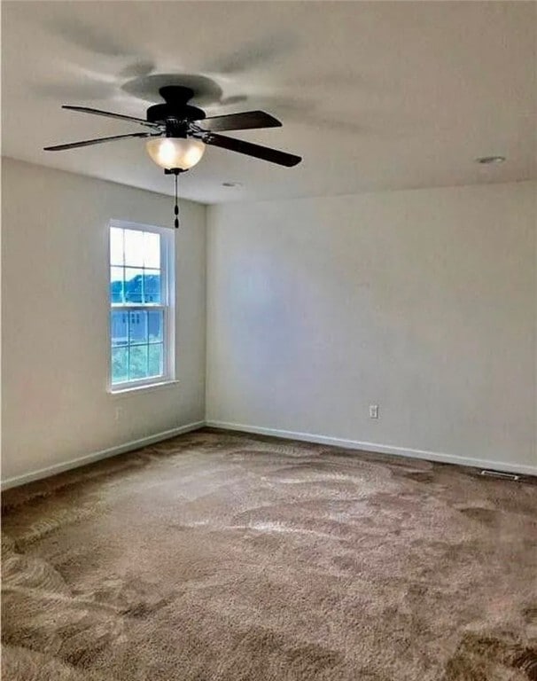 Building Photo - 251 Elmcrest Rise