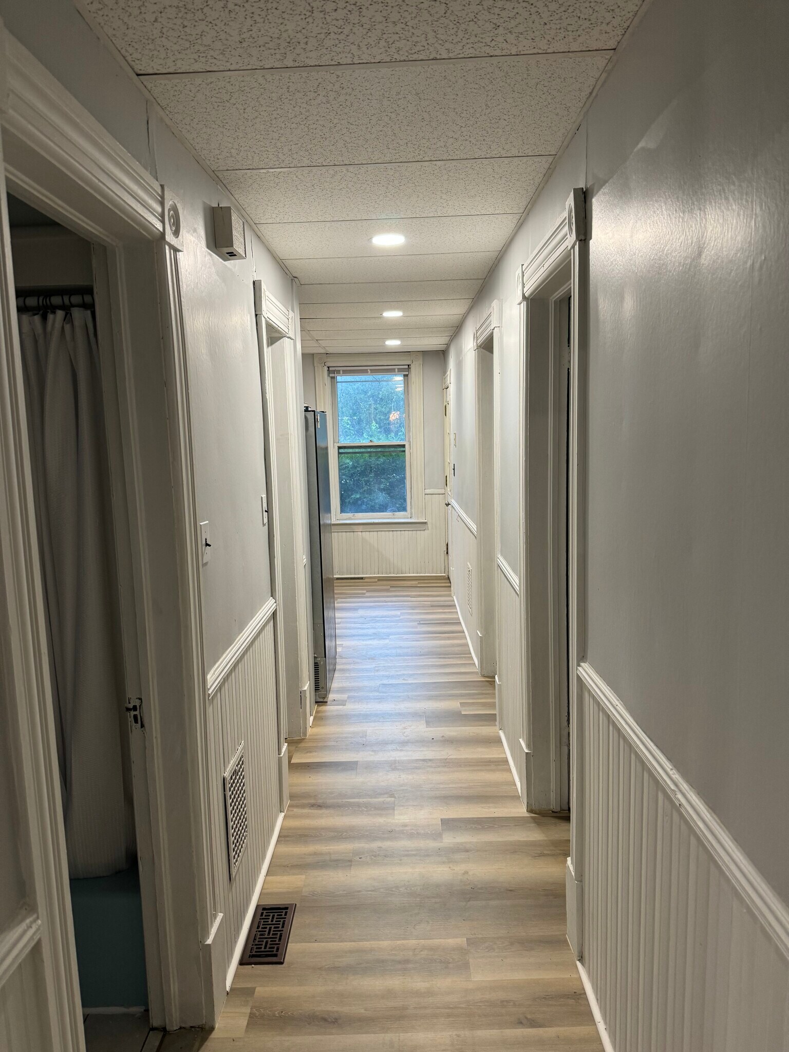 Building Photo - 238 11th St