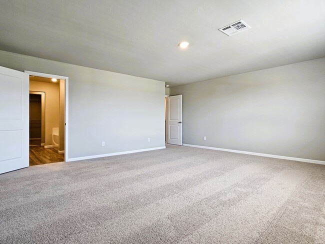 Building Photo - 1616 Amaranth Ln