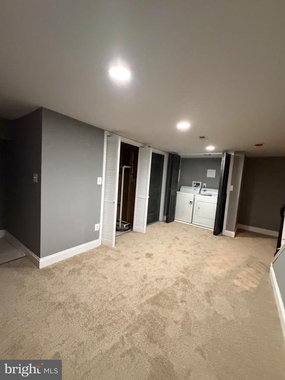 Building Photo - 3427 Dupont Ave