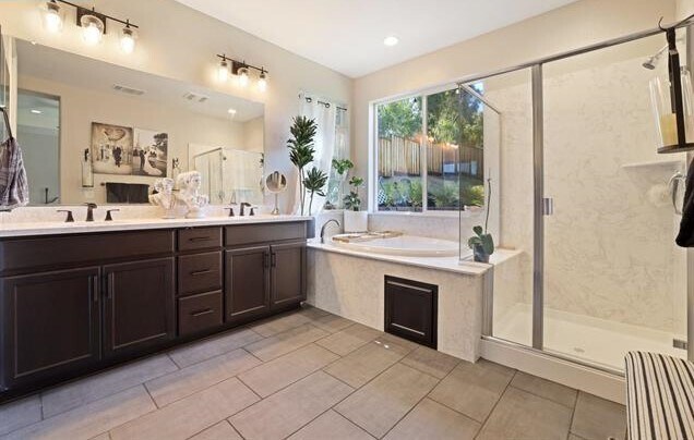 Building Photo - 39 Pato Ln