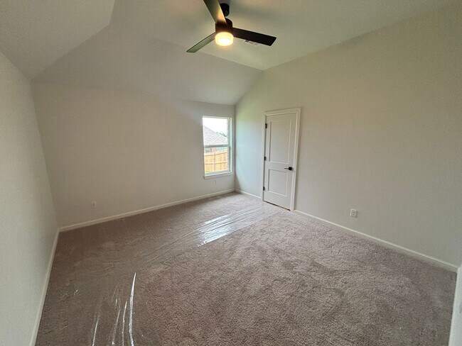 Building Photo - Wonderful 4 Bed 2.5 Bath Home in Norman