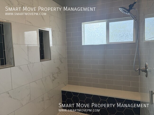 Building Photo - 2311 S Gekeler Ln