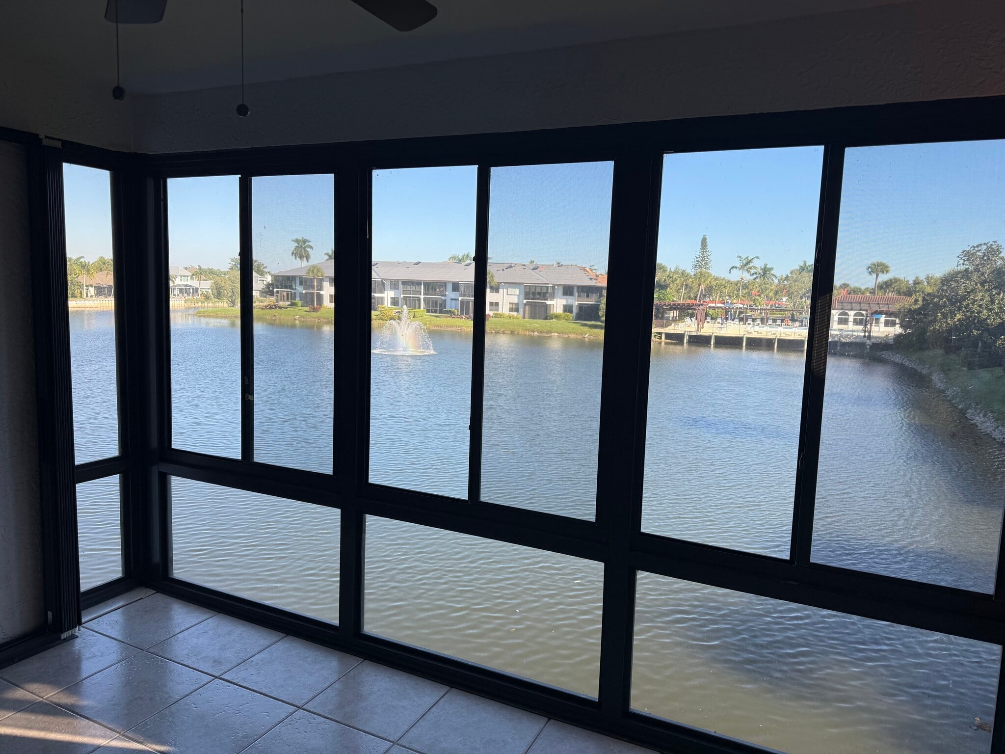 Building Photo - 6021 SE Landing Way