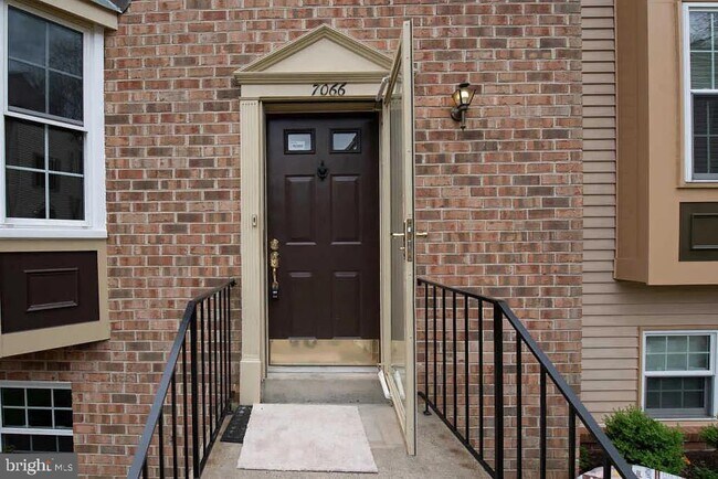 Building Photo - 7066 Solomon Seal Ct