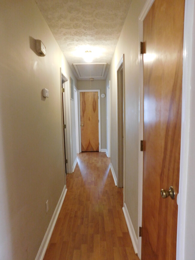 Building Photo - 1730 Elmwood Dr