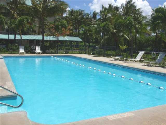 Building Photo - **COUNTRY CLUB VILLAGE 6 1BD/1BA/2PK CONDO FOR RENT!**