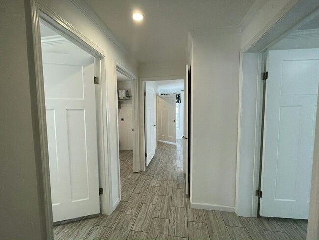 Building Photo - 13128 Lemon Ave