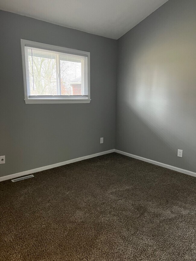 Building Photo - 2885 Aljor Ct