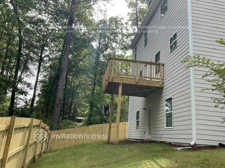 Building Photo - 117 Arborwood Way