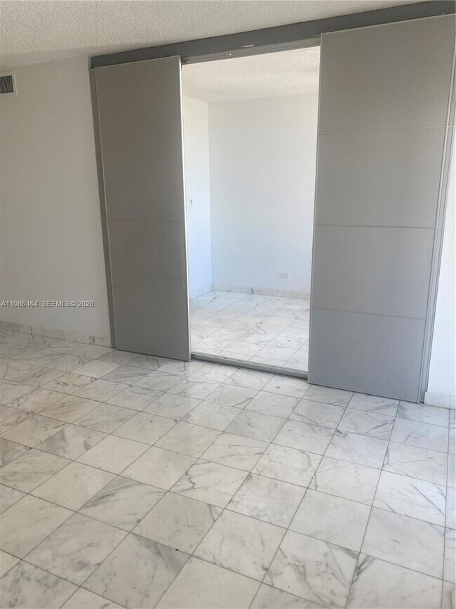 Building Photo - 230 174th St