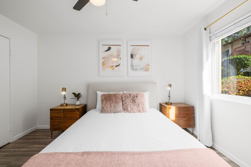 Building Photo - 6370 Rancho Mission Rd