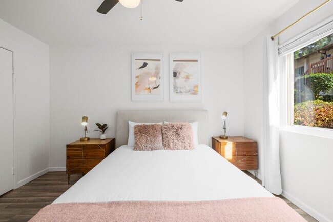 Building Photo - 6370 Rancho Mission Rd