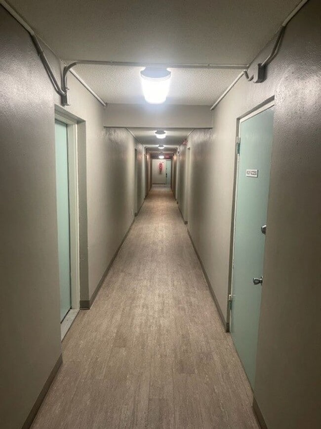 Building Photo - 2BR 2BA CONDO LOCATED CLOSE TO PORT CANAVERAL