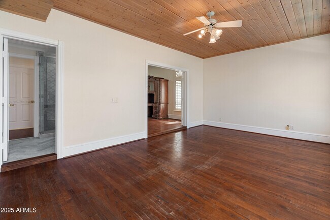 Building Photo - 5820 W Del Lago Cir