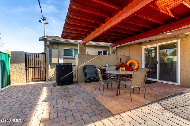 Building Photo - 6830 E Edgemont Ave