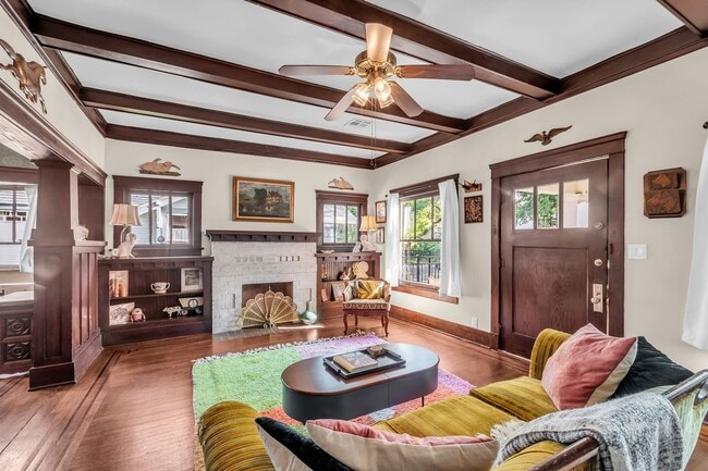 Building Photo - 2608 Hopkins St