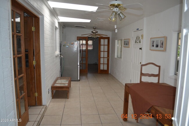 Building Photo - 658 S Palo Verde Dr