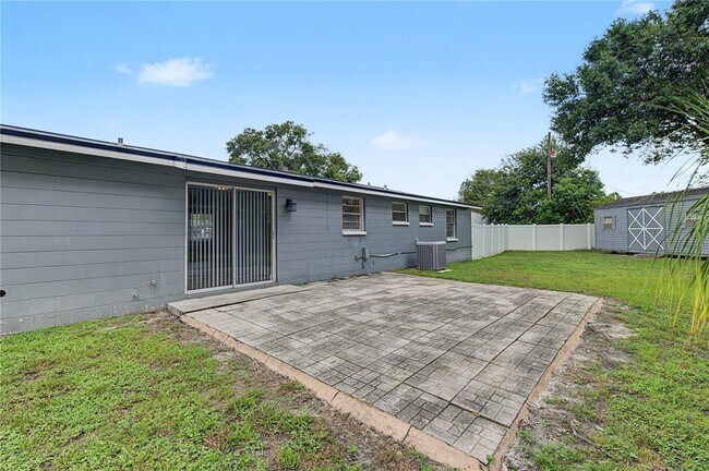 Building Photo - 3106 Acacia St