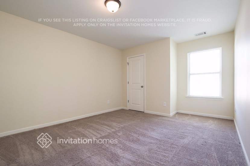 Building Photo - 4263 Violet Way Ct