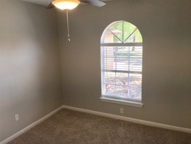 Building Photo - 14626 Wind Hollow Cir