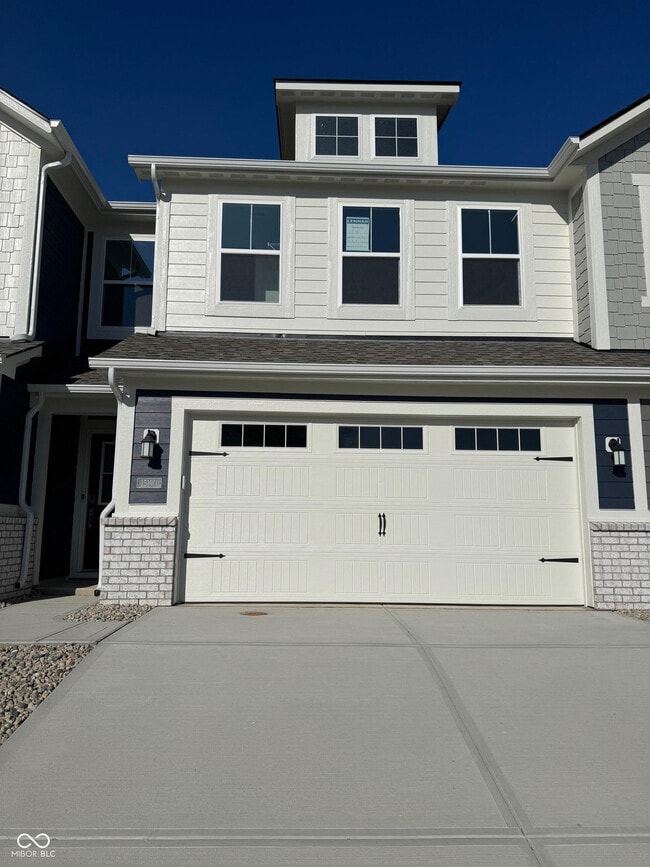 Building Photo - 15190 Swallow Fls Wy