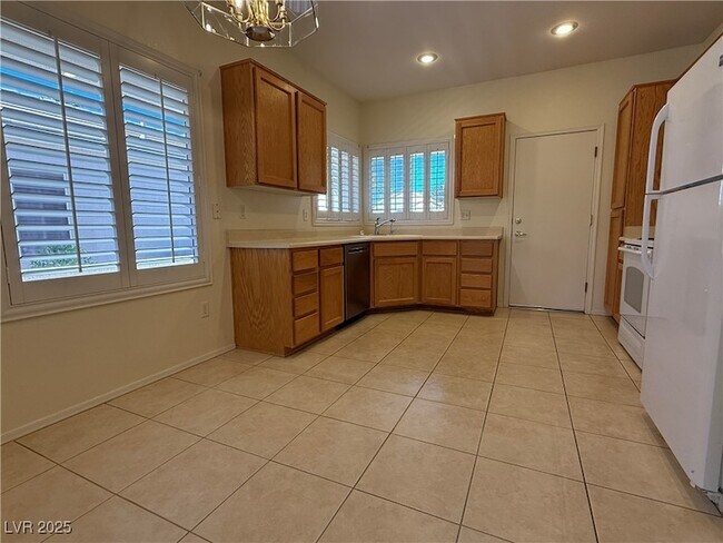 Building Photo - 3025 Seaford Peak Dr