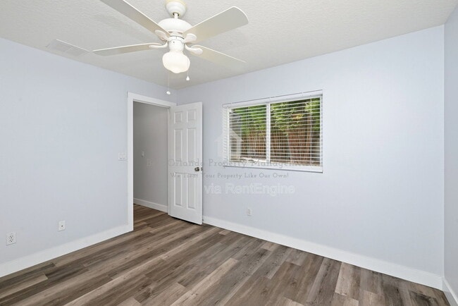 Building Photo - 15601 Grays Harbor Way