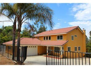 Building Photo - 205 Camille Way