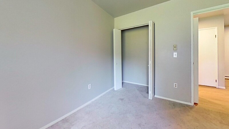 Building Photo - 3278 N Dousman St