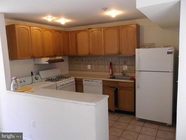 Building Photo - 9726 Bragg Ln