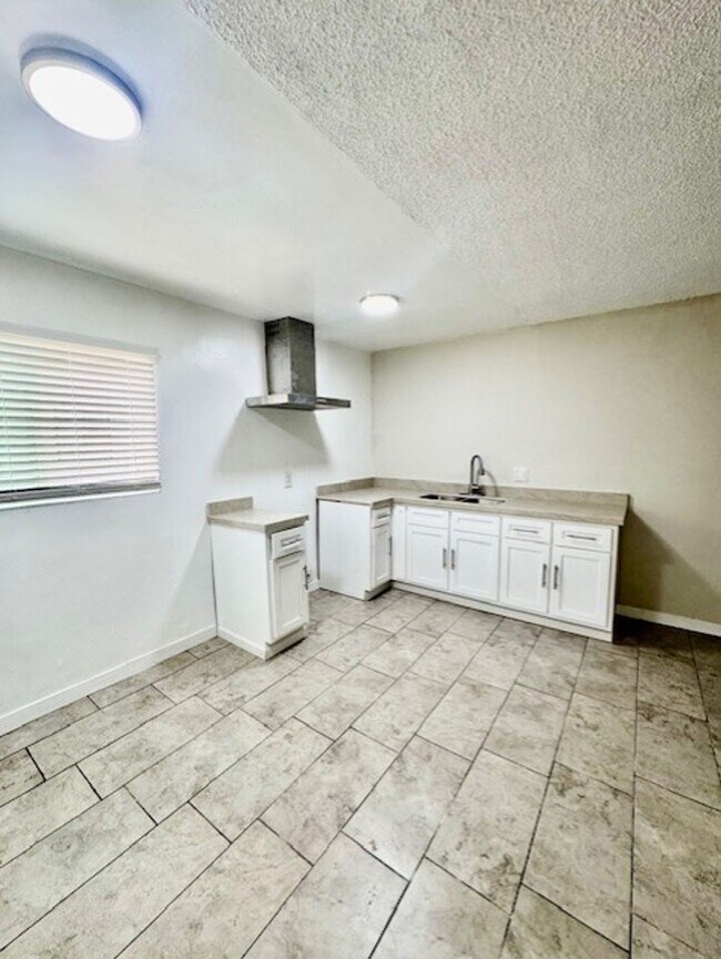 Floorplan - 7524 Sepulveda Blvd