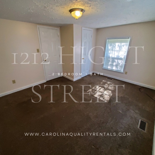 Building Photo - 1212 Hight St