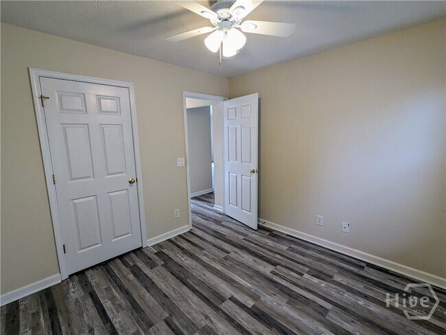 Building Photo - 89 Carlisle Ln