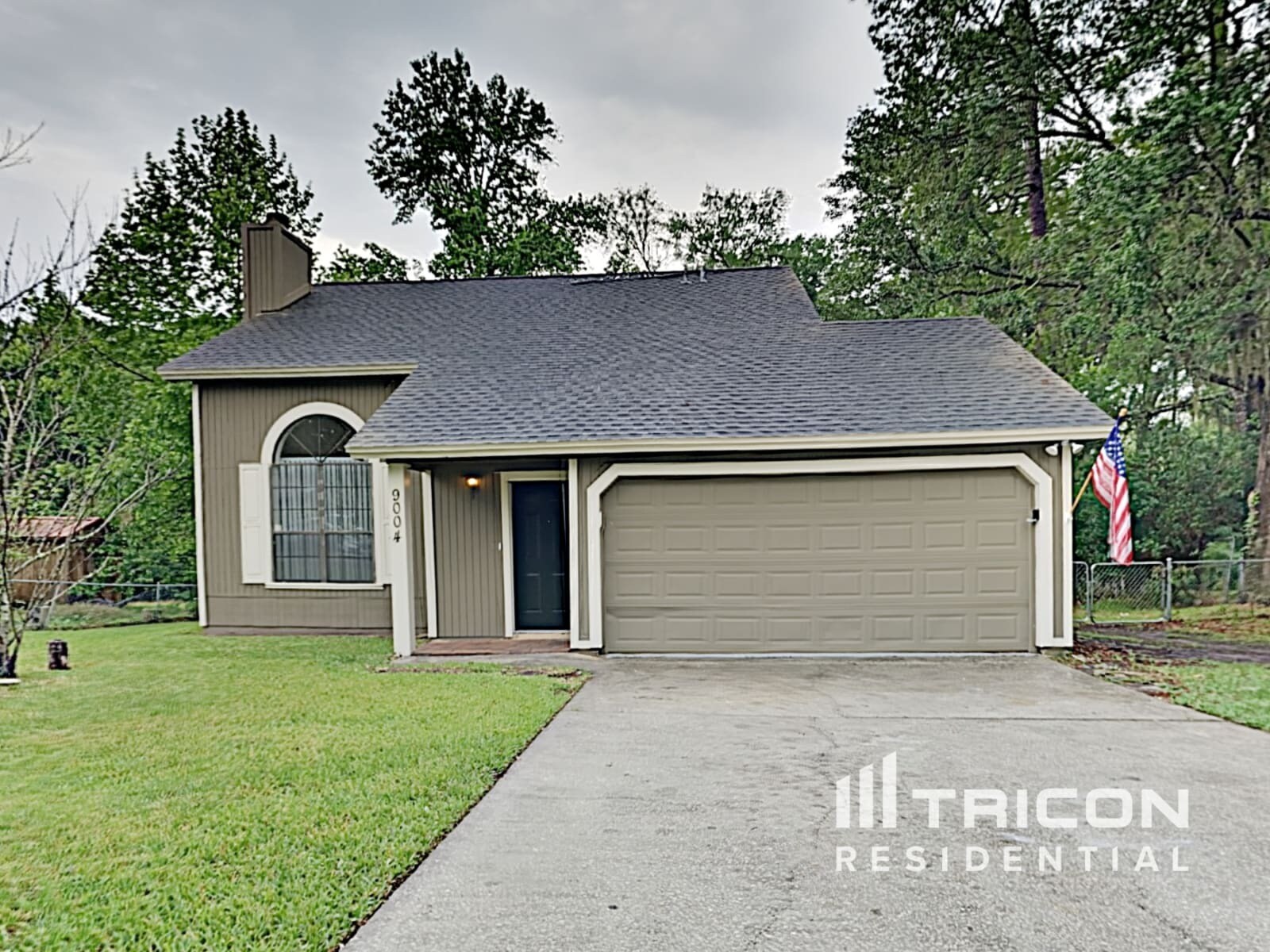 Building Photo - 9004 Derrickson Dr