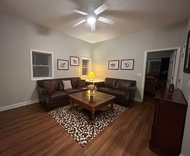 Living room - 10 Independence Way