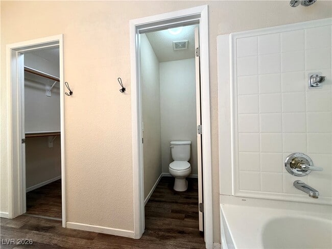 Building Photo - 6520 Bucking Horse Ln