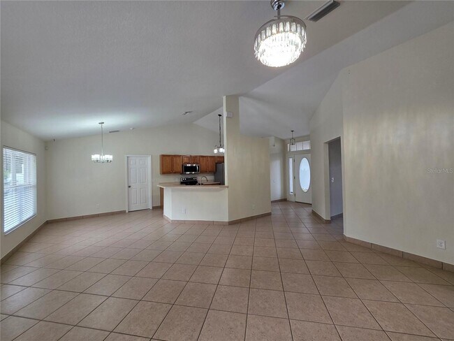 Building Photo - 2789 Coolidge Ave