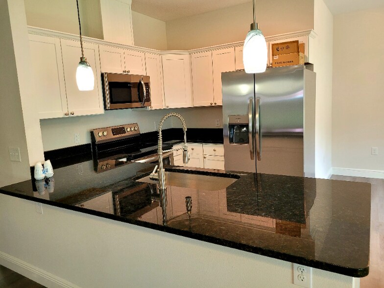 Building Photo - 556 NW 259th Terrace