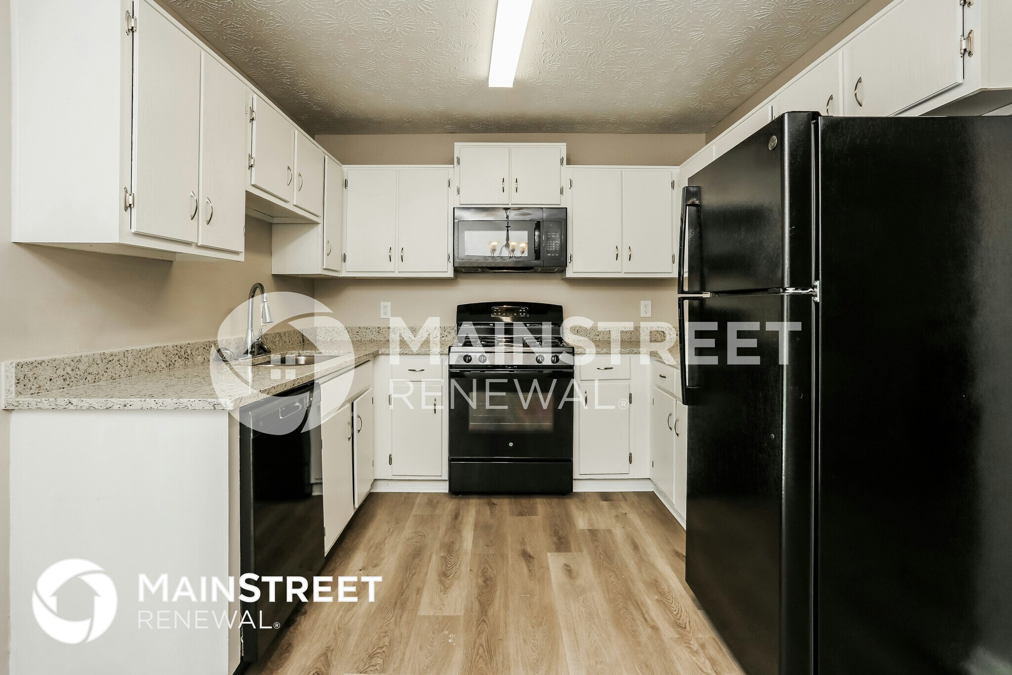 Building Photo - 661 Woodcrest Manor Dr