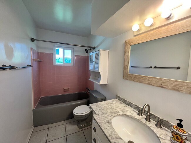 Building Photo - 109 Berkeley St